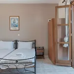 Frantzis 4 Apartment